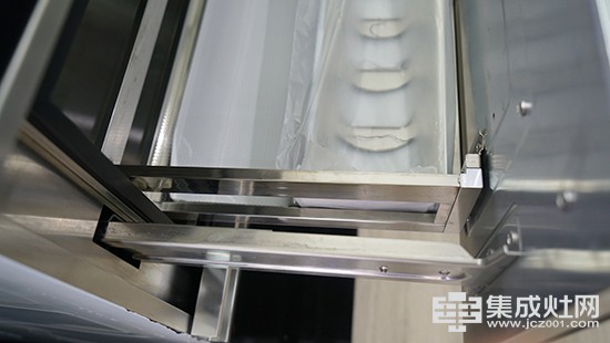 产品测评：潮邦集成灶Q7 先进厨电技术打造理想厨房空间