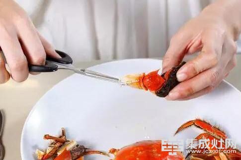 沃普集成灶：国庆小长假 螃蟹不可错过的美味