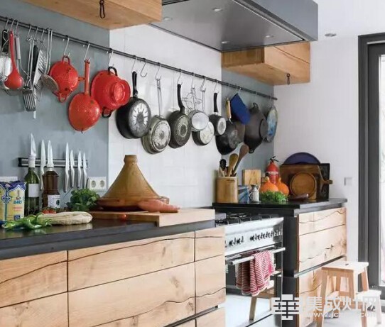 沃普集成灶：这样弄 小厨房也有大厨房的既视感