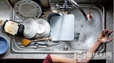 饭后不想洗碗 金帝洗碗机帮你搞定