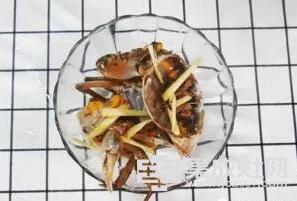 百大美食记：香菇焖青蟹