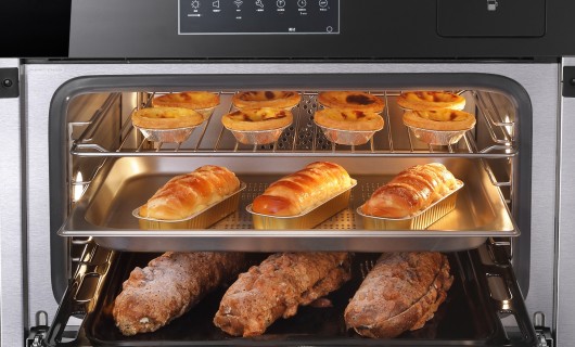 德普凯信WIFI智控彩屏蒸烤机上新：多彩美食 出彩生活 刷新厨房新视界