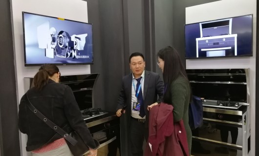 【上海AWE展】德意集成灶总经理程亮华：技术为核心 宣传为手段 发展为目的